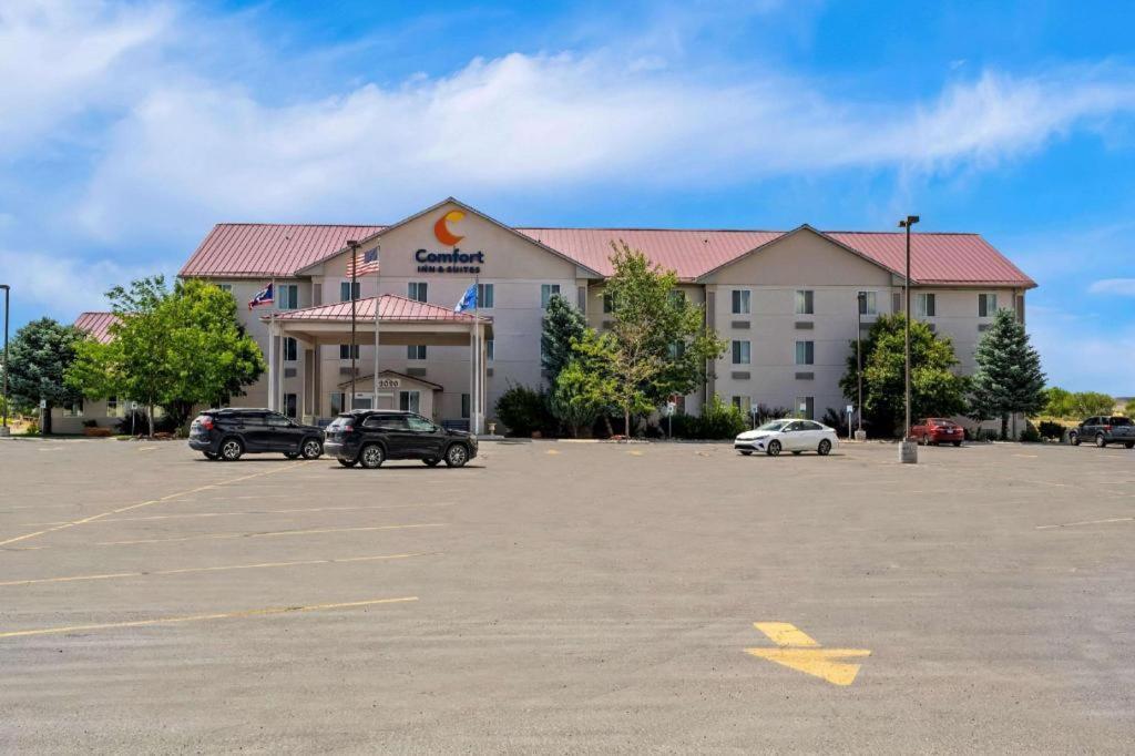 Comfort Inn & Suites Riverton Exterior photo
